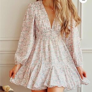 NWOT Storia Floral V-Neck Dress